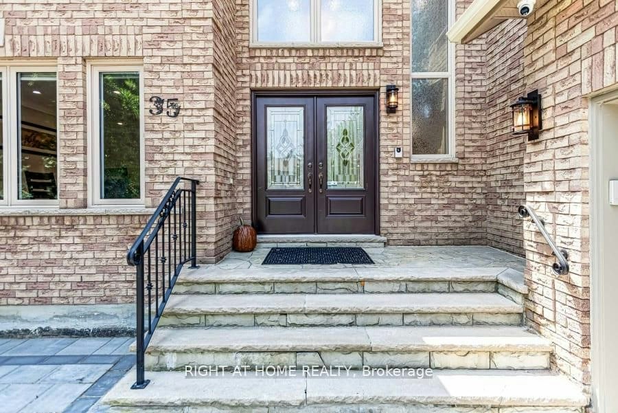 35 Harmony Hill Crescent, Richmond Hill, ON, L4C 8Z2 - 5