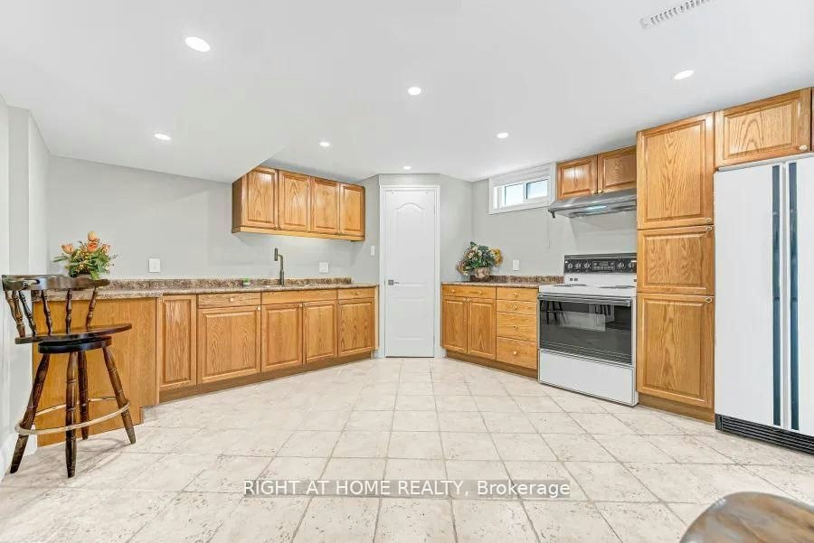 35 Harmony Hill Crescent, Richmond Hill, ON, L4C 8Z2 - 41