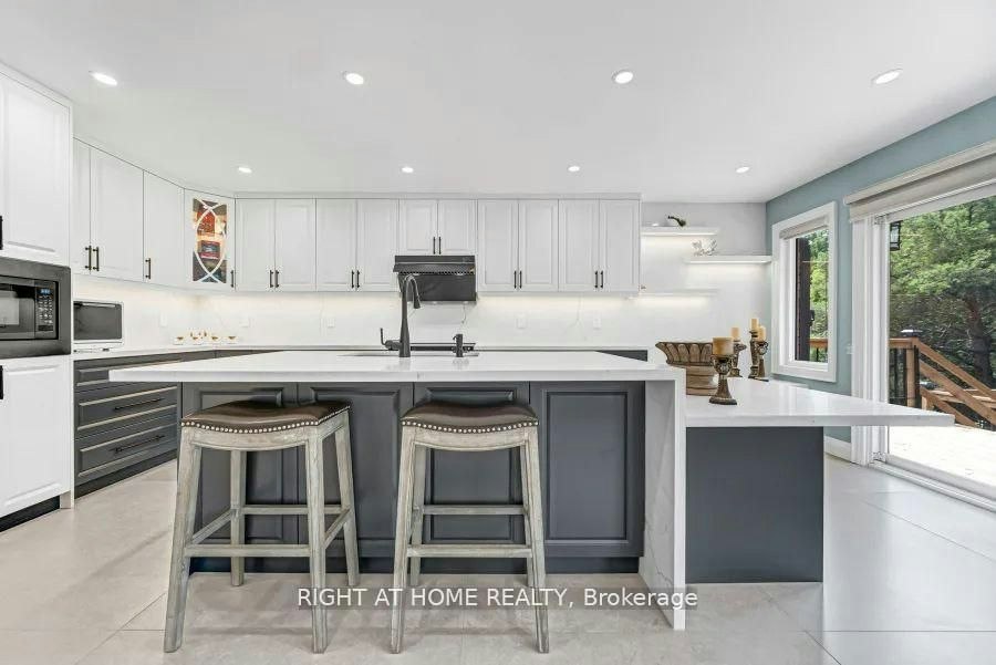 35 Harmony Hill Crescent, Richmond Hill, ON, L4C 8Z2 - 12