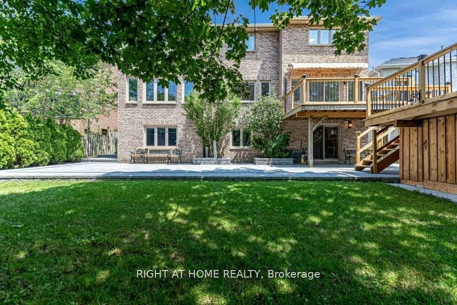 35 Harmony Hill Crescent, Richmond Hill, ON, L4C 8Z2 - 3