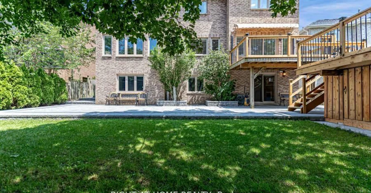 35 Harmony Hill Crescent, Richmond Hill, ON, L4C 8Z2 - 3
