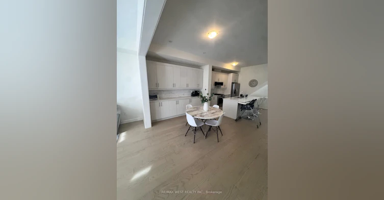 125 Farooq Boulevard, Vaughan, ON, L4H 5G3 - 9