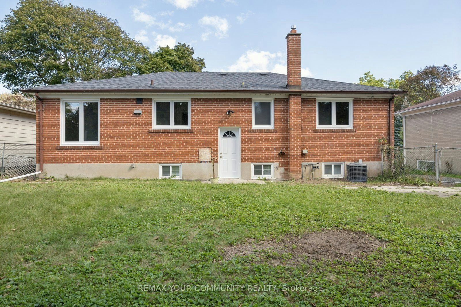 110 Evahill Crescent, Richmond Hill, ON, L4C 4S7 - 18