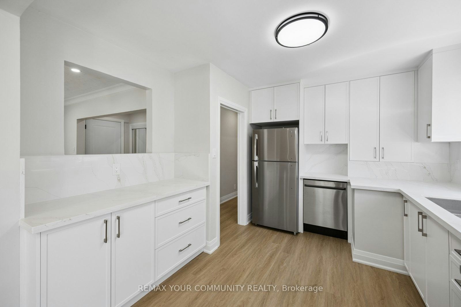 110 Evahill Crescent, Richmond Hill, ON, L4C 4S7 - 6