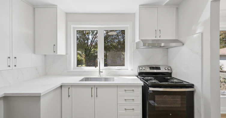110 Evahill Crescent, Richmond Hill, ON, L4C 4S7 - 5