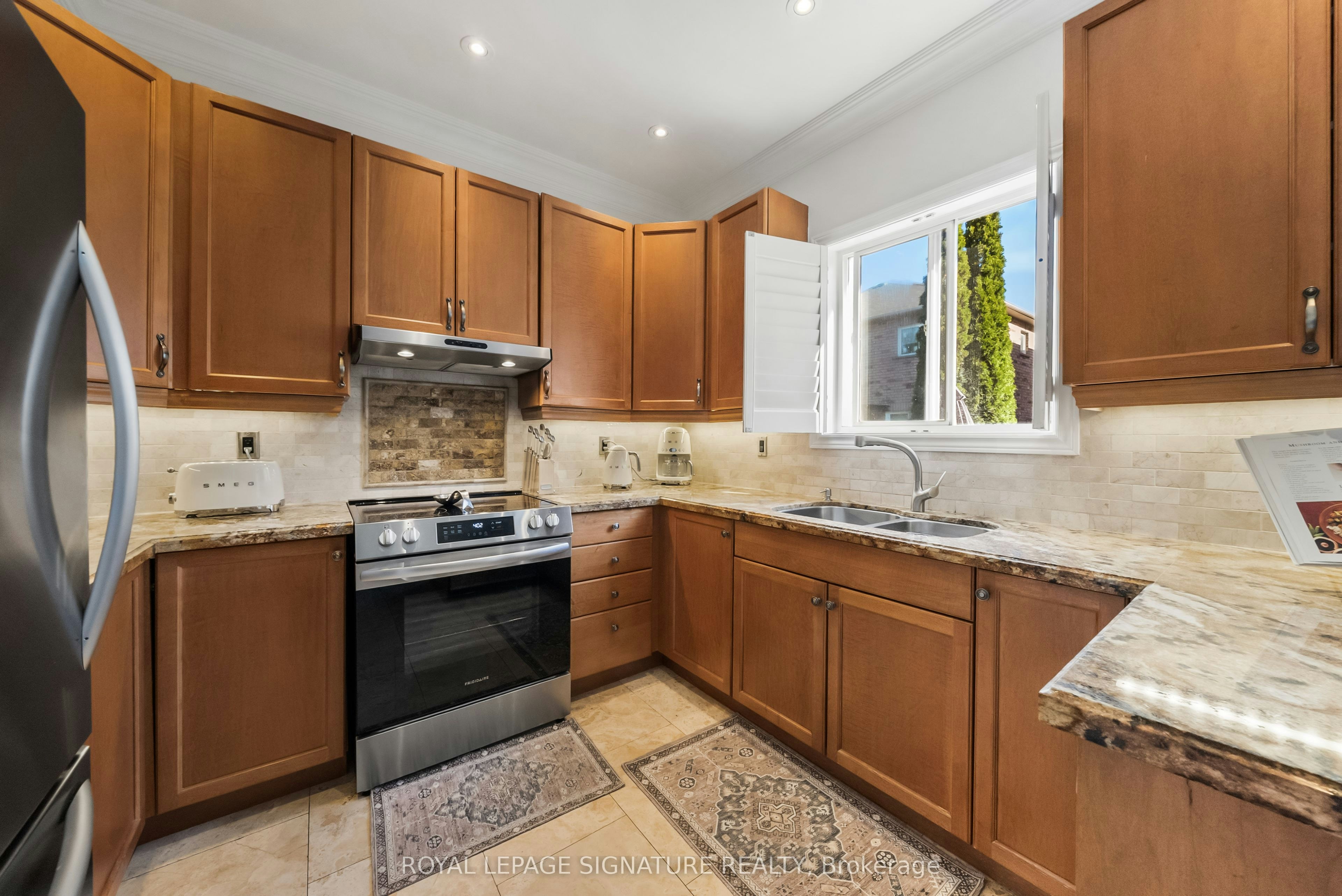 19 Dace Drive, Vaughan, ON, L4H 2C2 - 10