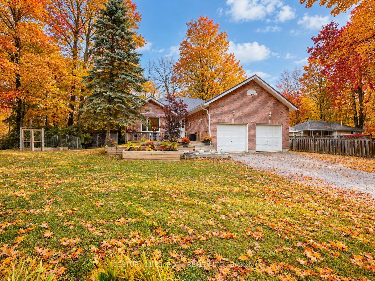 26 Bedford Road, Georgina, ON, L0E 1R0