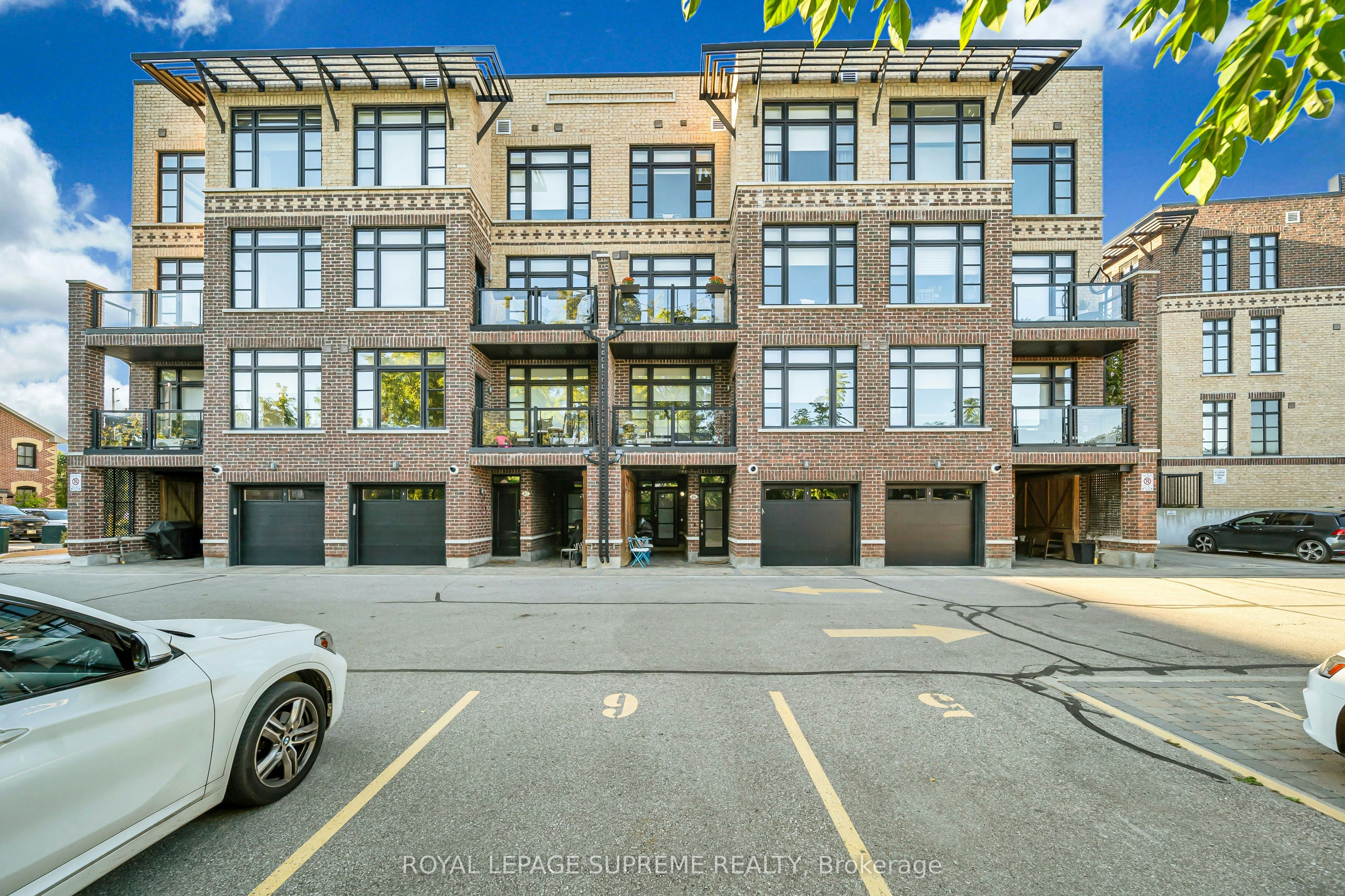43-8167 Kipling Avenue, Vaughan, ON, L4L 0G4