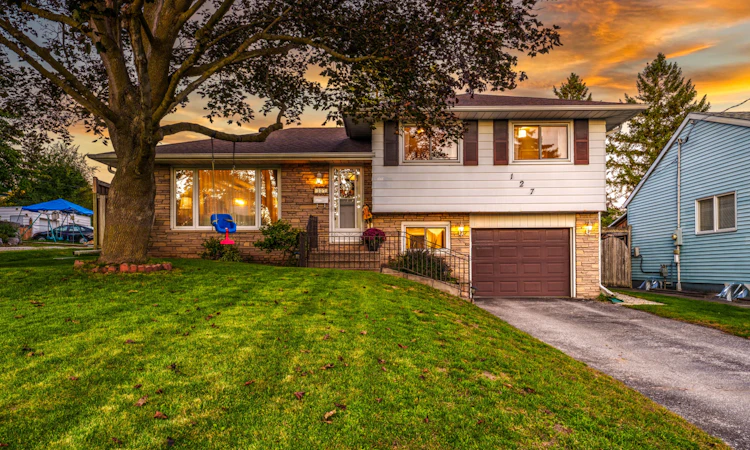 127 Roxborough Road