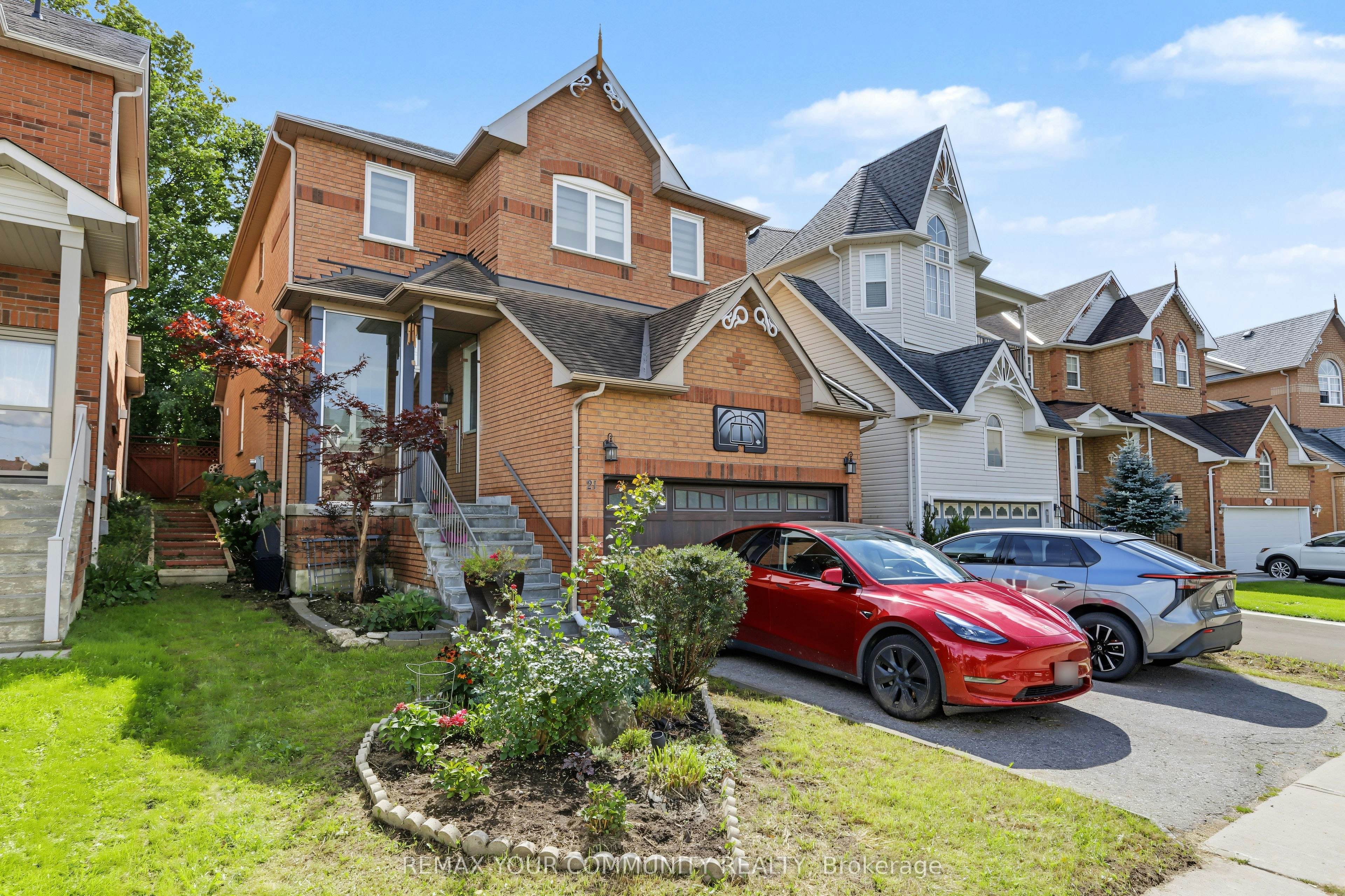21 English Oak Drive, Richmond Hill, ON, L4E 3W1