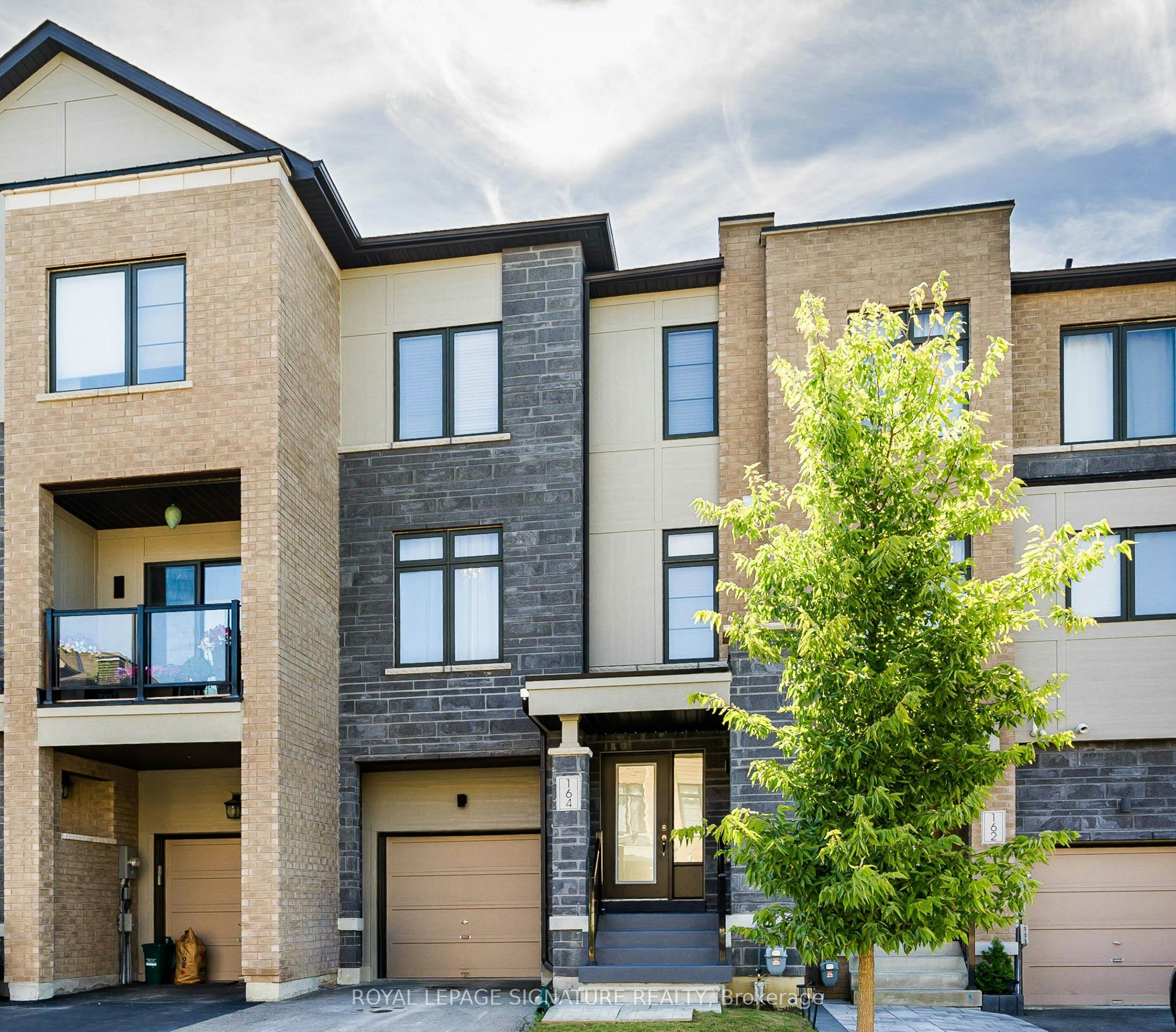 164 Tango Crescent, Newmarket, ON, L3X 0K5