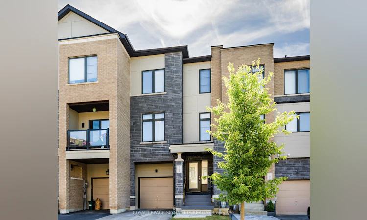 164 Tango Crescent