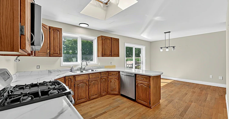 7067 5th Side Road, Essa, ON, L9R 1V2 - 6