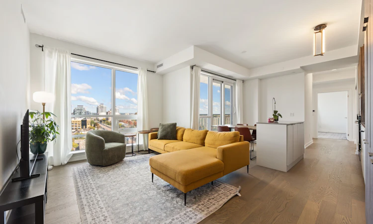 1103-8888 Yonge Street