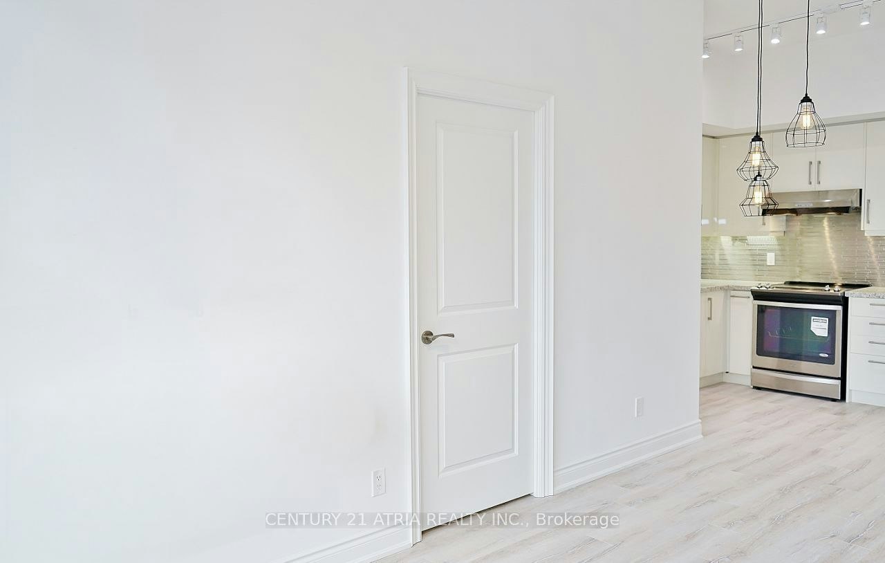 916-38 Cedarland Drive, Markham, ON, L6G 0G7 - 2
