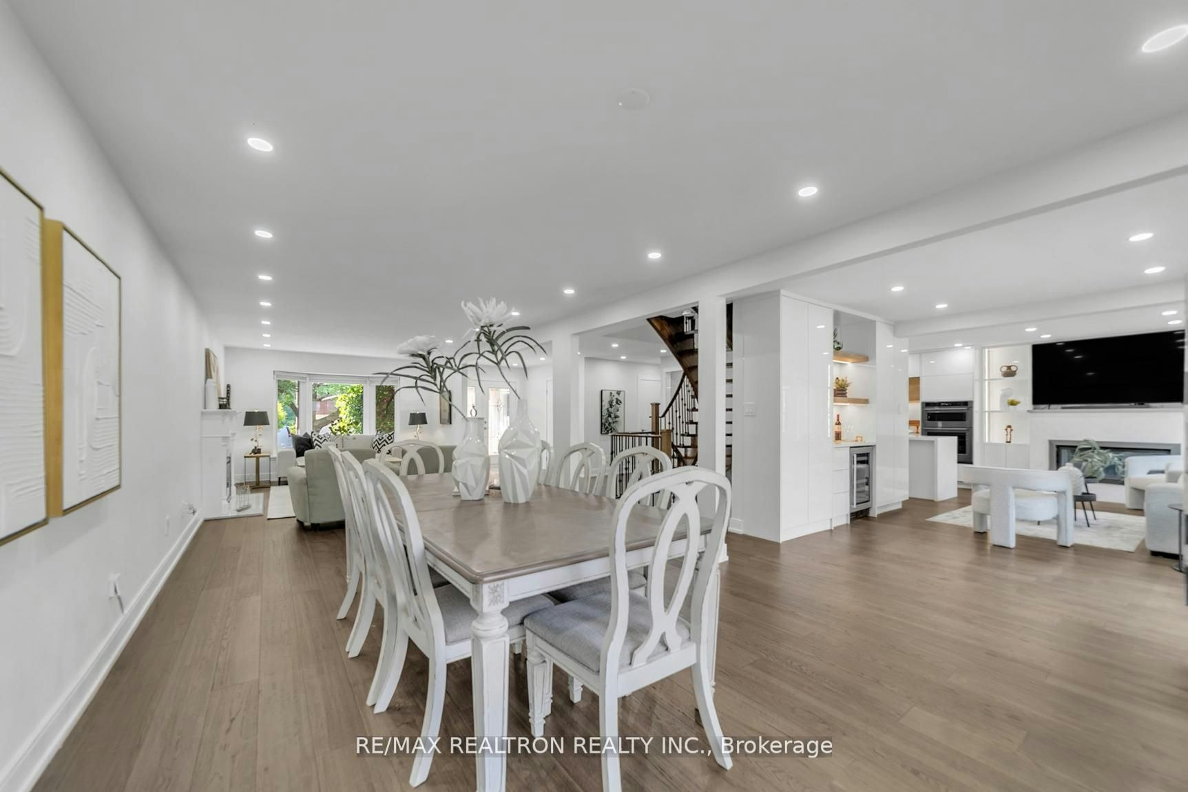 107 Golf Links Drive, Aurora, ON, L4G 3V4 - 14