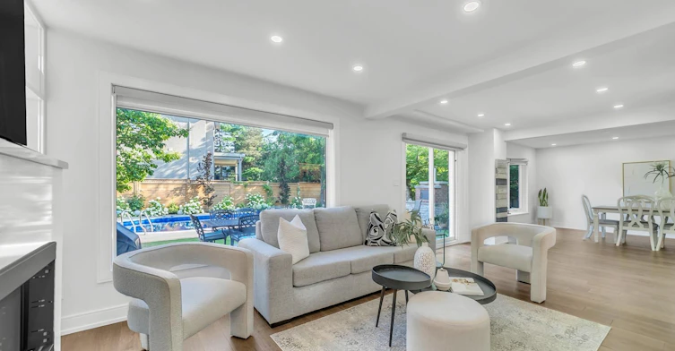 107 Golf Links Drive, Aurora, ON, L4G 3V4 - 17