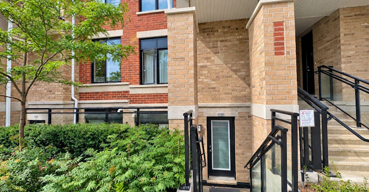 2102-58 Elizabeth Street S, Richmond Hill, ON, L4C 5W2 - 4