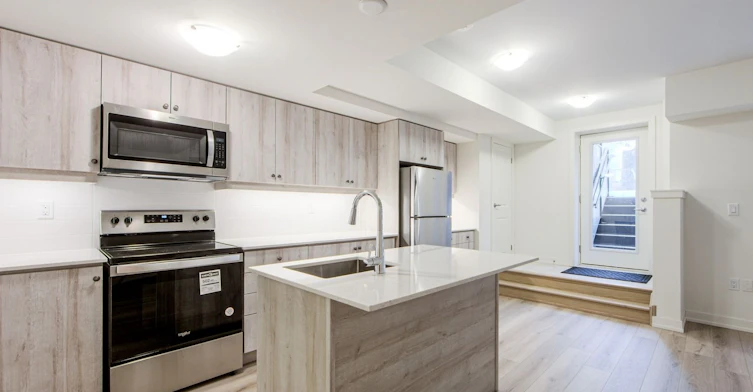 2102-58 Elizabeth Street S, Richmond Hill, ON, L4C 5W2 - 18