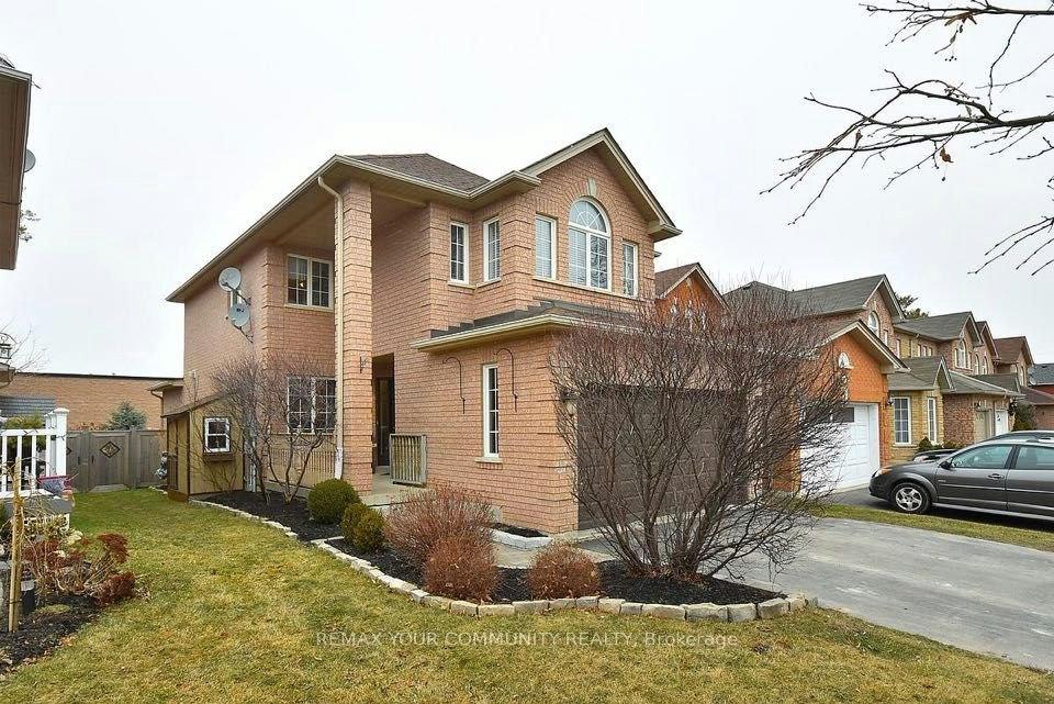 28 Henderson Crescent, New Tecumseth, ON, L9R 1Y3