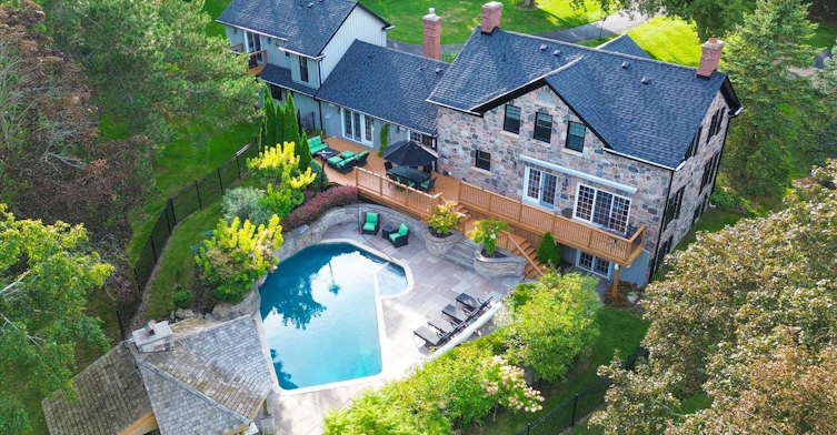 1 Island Lake Drive, Whitchurch-Stouffville, ON, L4A 3G7 - 38