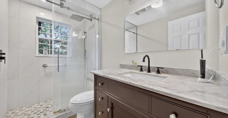 1 Island Lake Drive, Whitchurch-Stouffville, ON, L4A 3G7 - 22