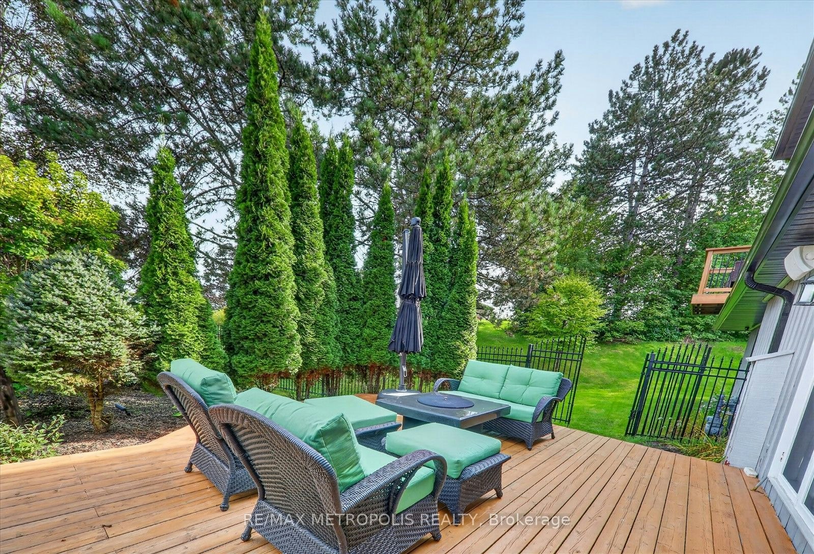 1 Island Lake Drive, Whitchurch-Stouffville, ON, L4A 3G7 - 39