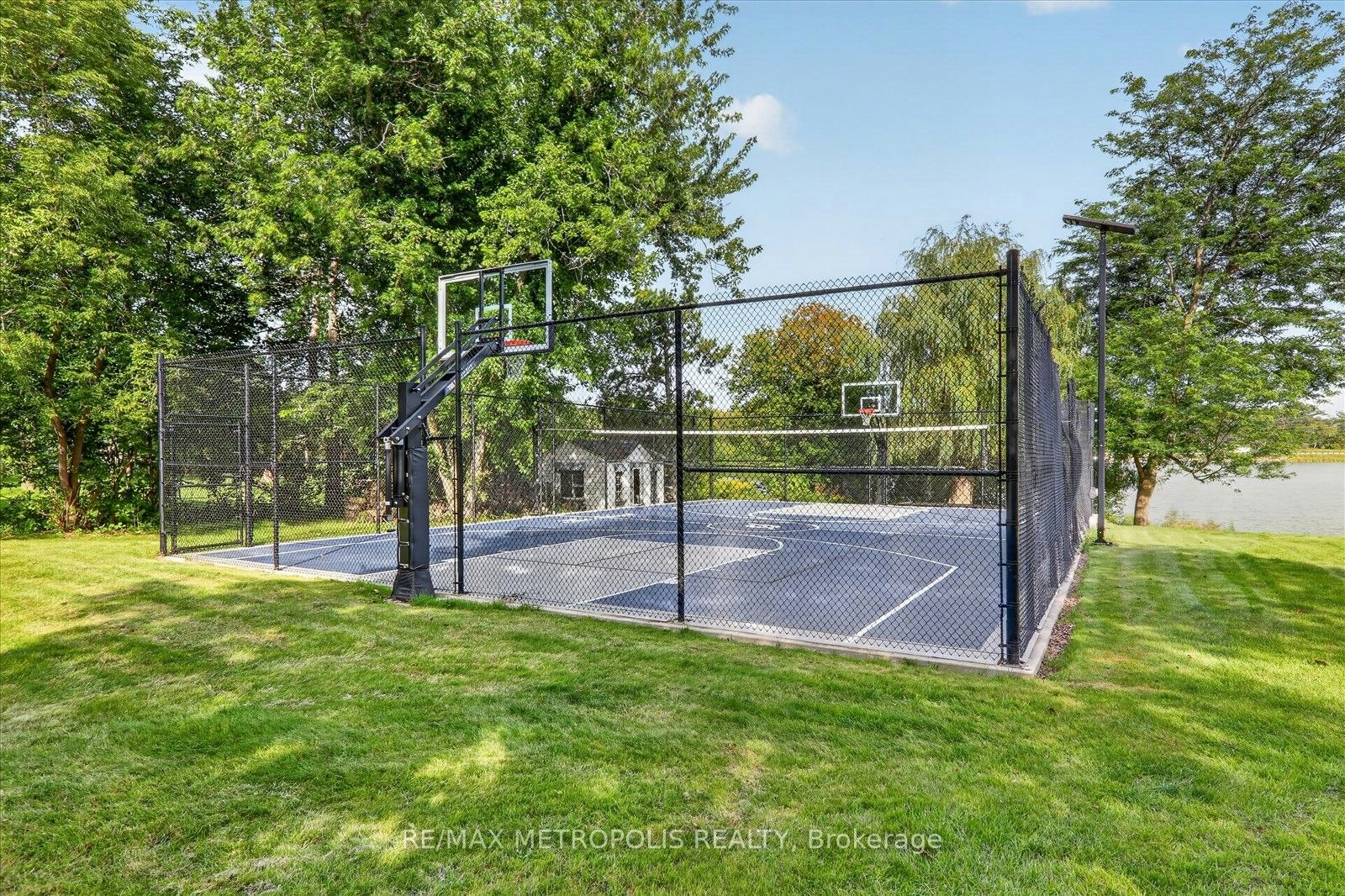 1 Island Lake Drive, Whitchurch-Stouffville, ON, L4A 3G7 - 43