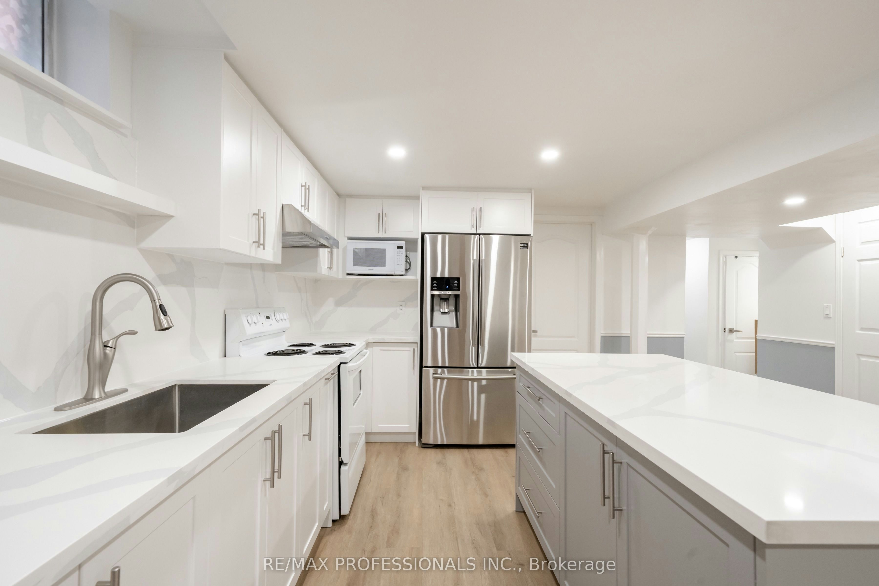 Lower Suite-24 Keefer Court, Vaughan, ON, L4J 5X9 - 11