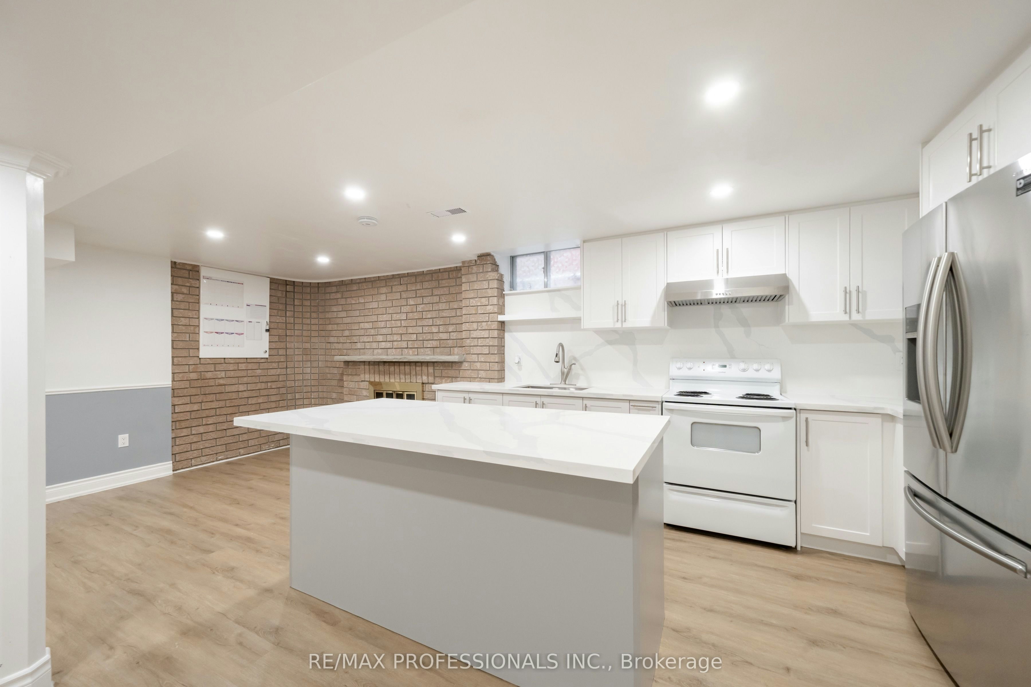 Lower Suite-24 Keefer Court, Vaughan, ON, L4J 5X9 - 13