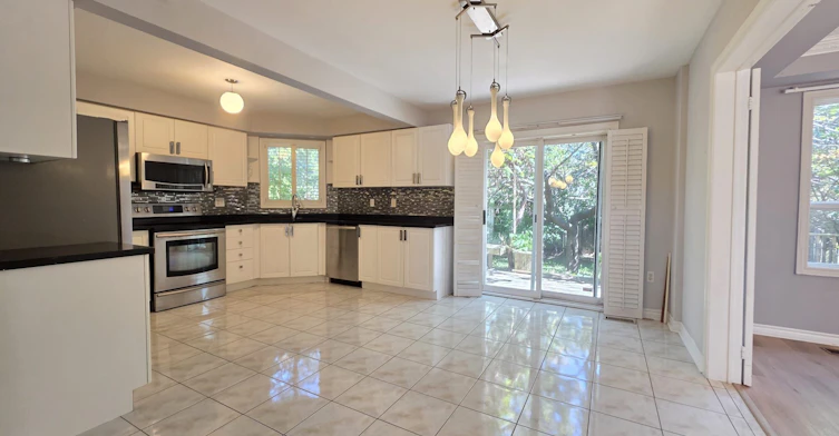 63 Sunridge Street, Richmond Hill, ON, L4E 3T7 - 6