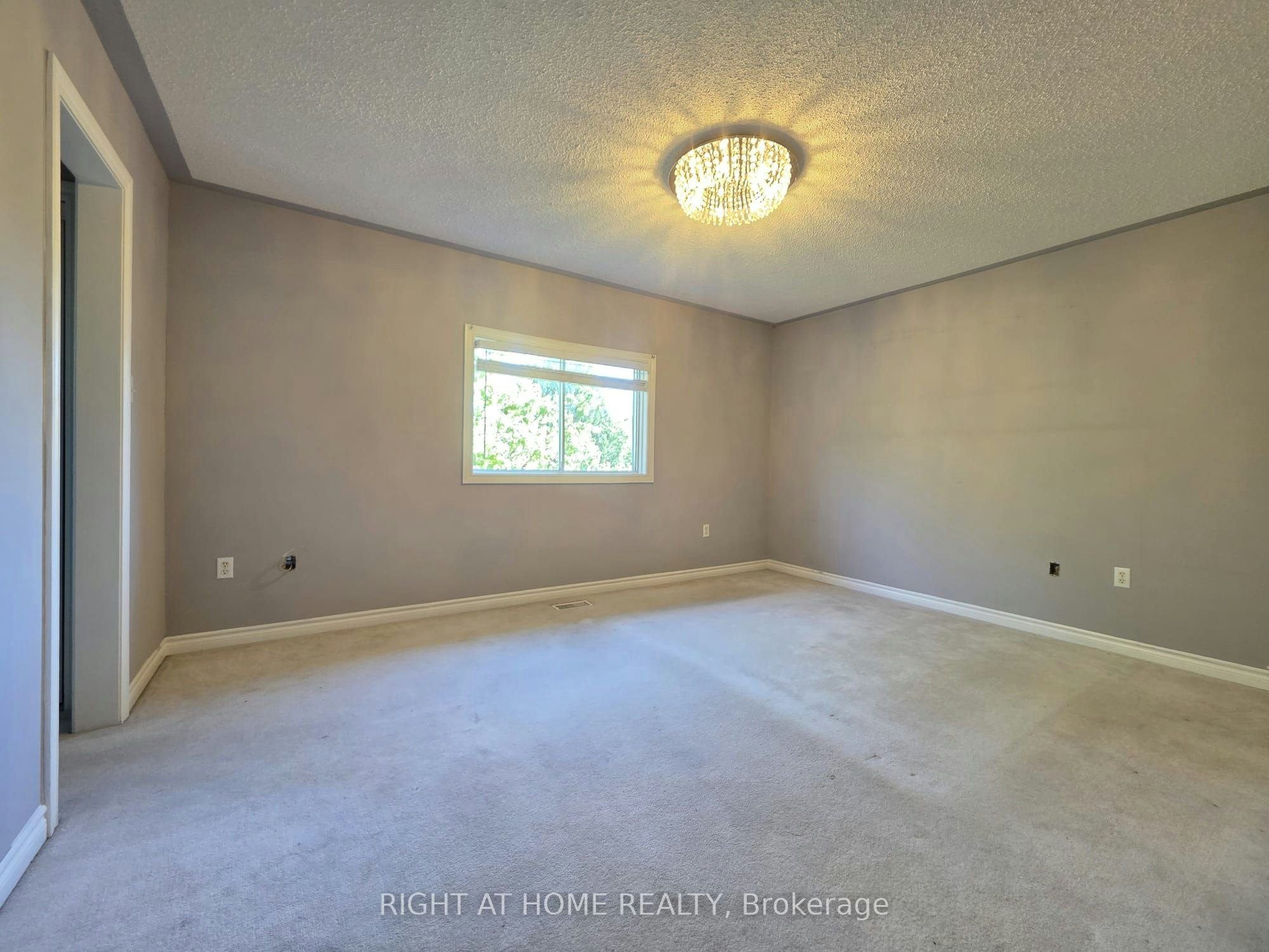 63 Sunridge Street, Richmond Hill, ON, L4E 3T7 - 11