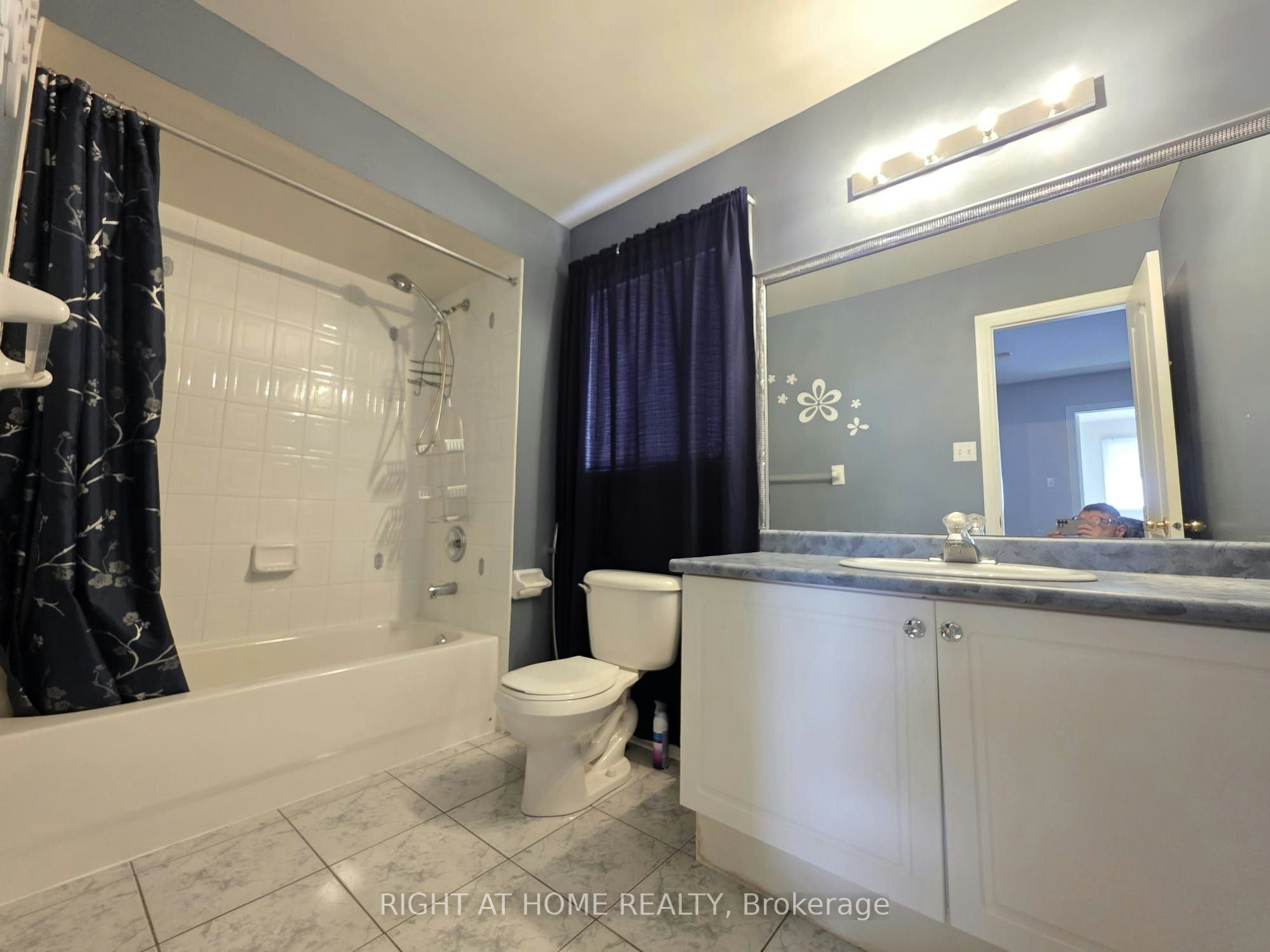 63 Sunridge Street, Richmond Hill, ON, L4E 3T7 - 14