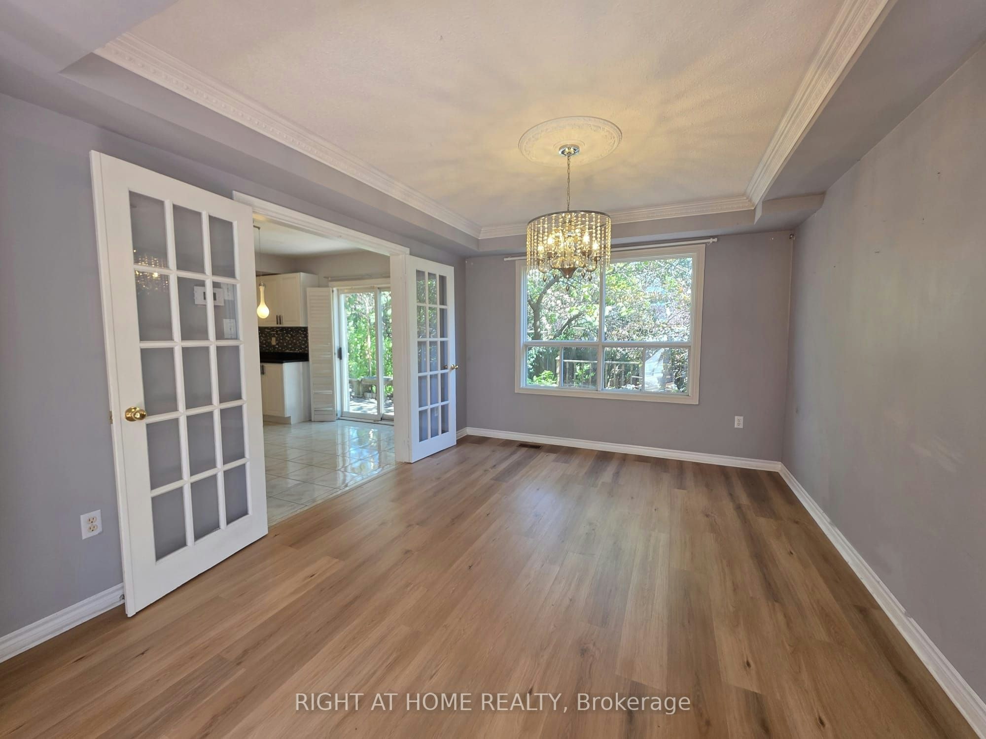 63 Sunridge Street, Richmond Hill, ON, L4E 3T7 - 3