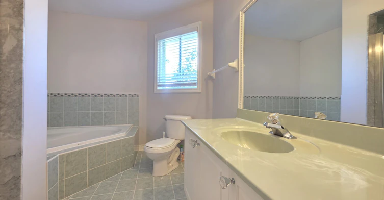 63 Sunridge Street, Richmond Hill, ON, L4E 3T7 - 12