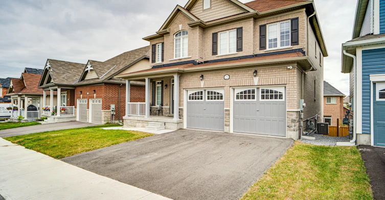 BSMT-21 Conchita Street, Georgina, ON, L4P 0H4