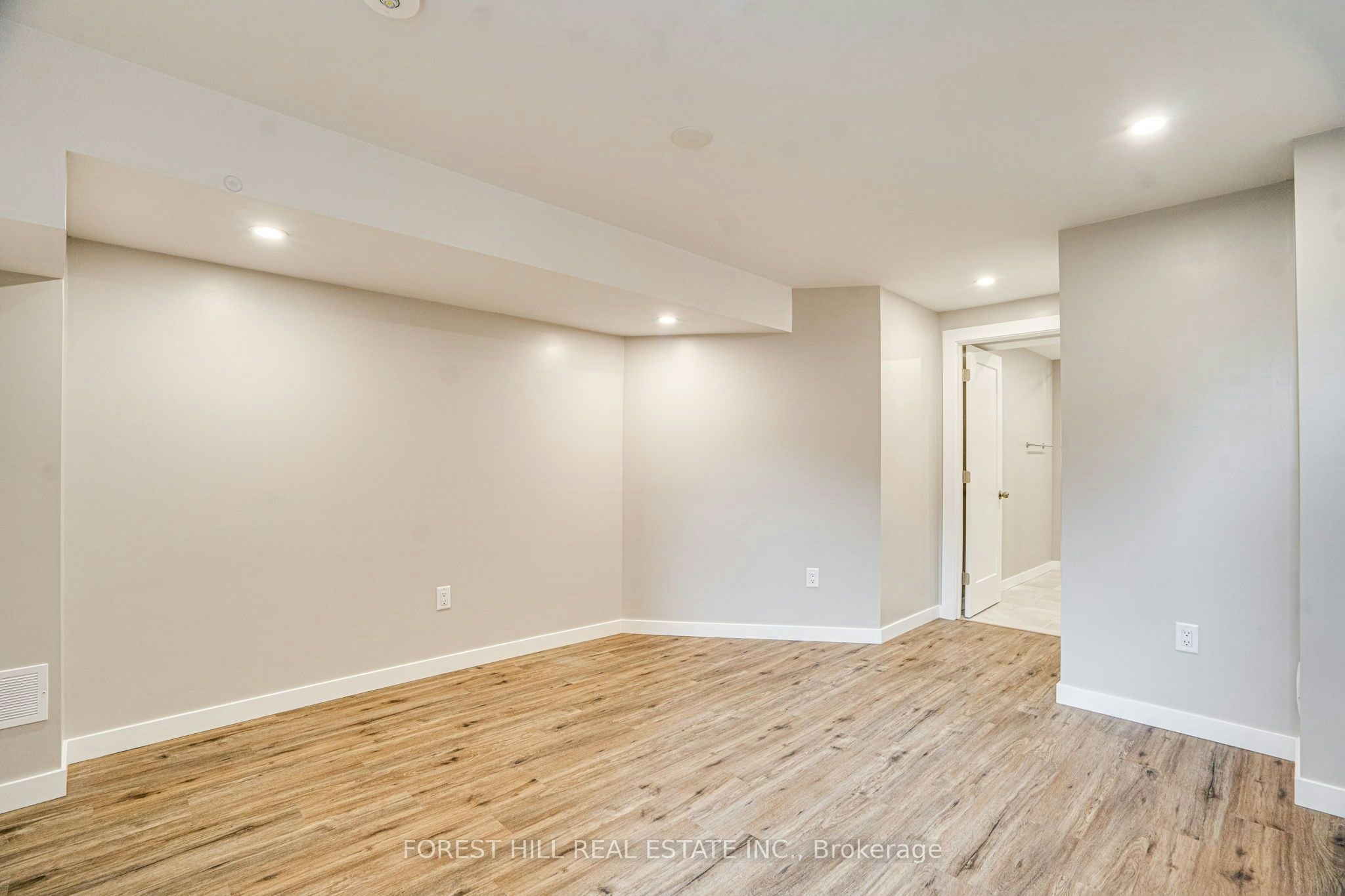BSMT-21 Conchita Street, Georgina, ON, L4P 0H4 - 18