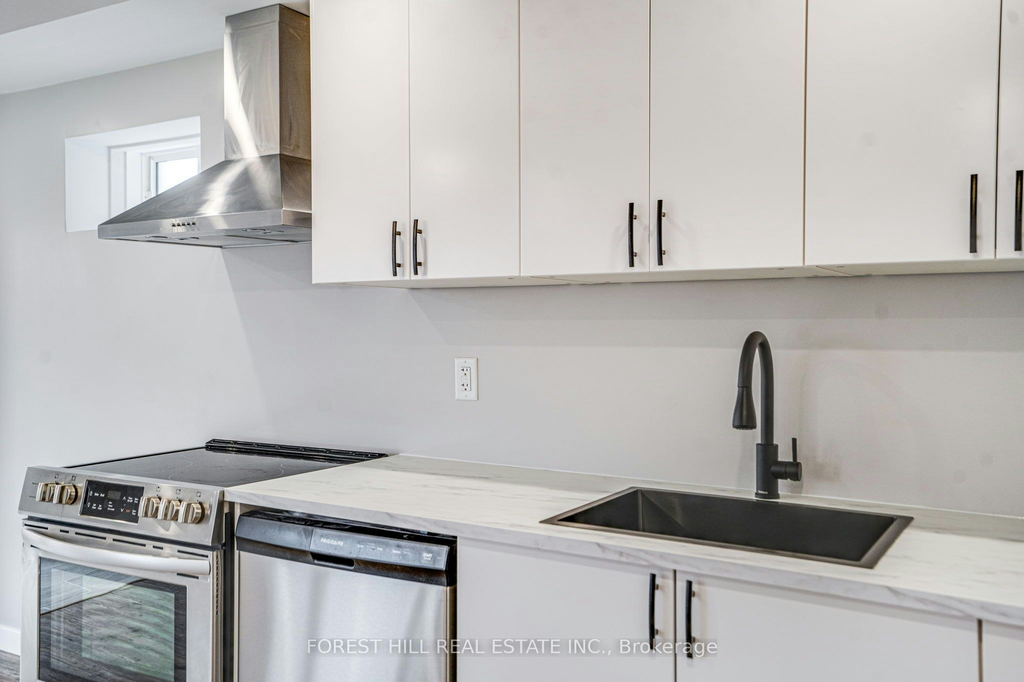 BSMT-21 Conchita Street, Georgina, ON, L4P 0H4 - 12