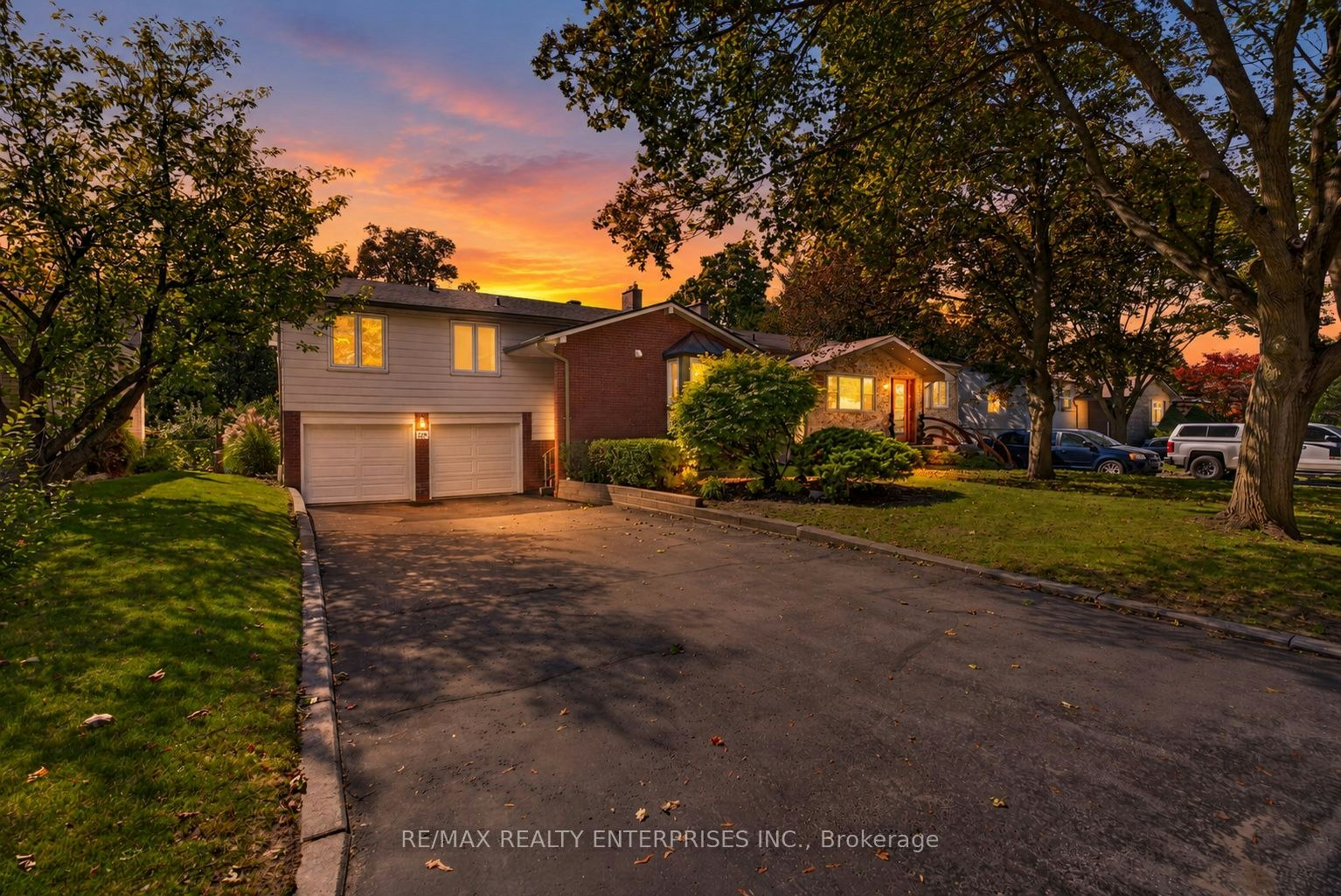 174 Bayview Fairways Drive, Markham, ON, L3T 2Y8