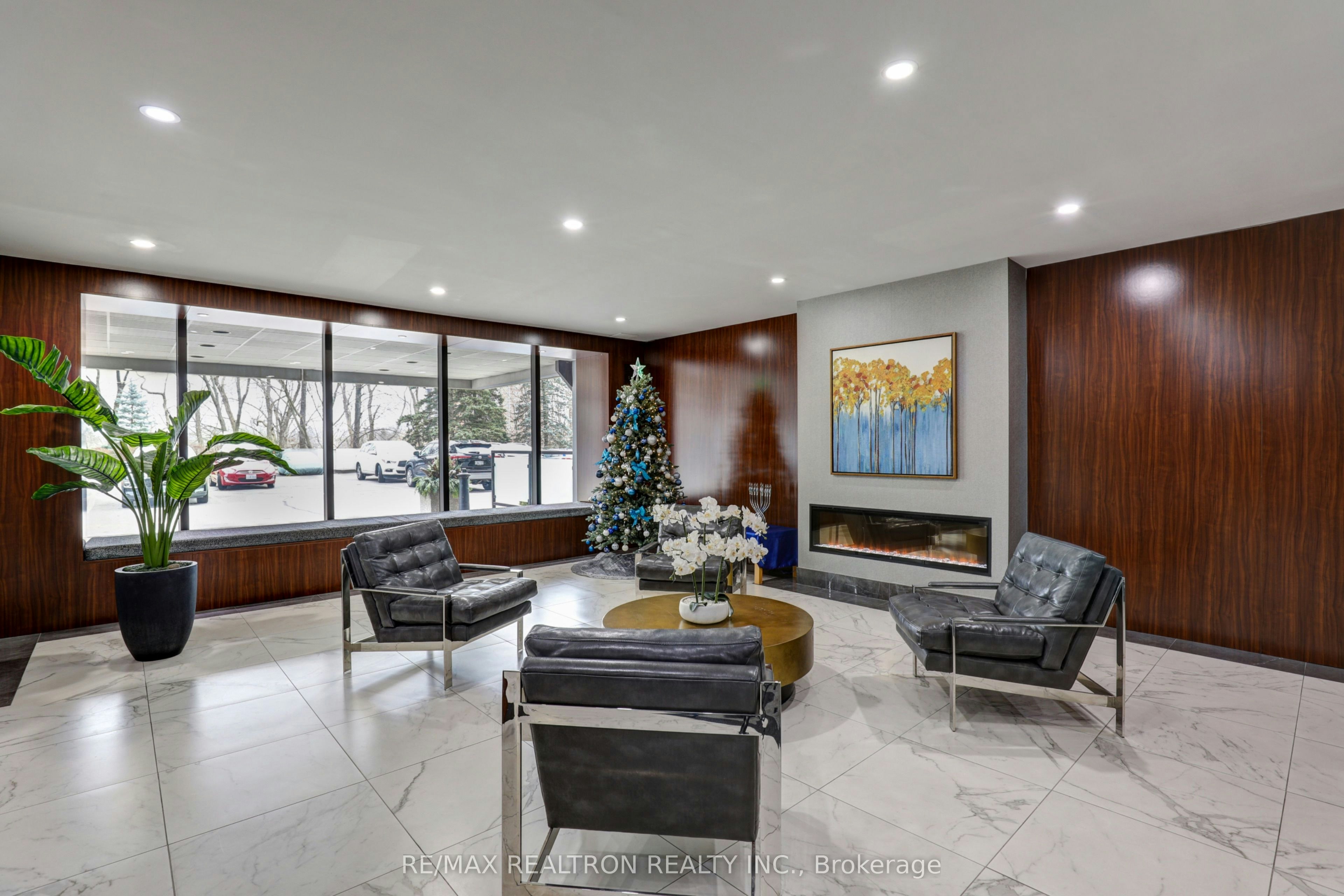 709-60 Inverlochy Boulevard, Markham, ON, L3T 4T7