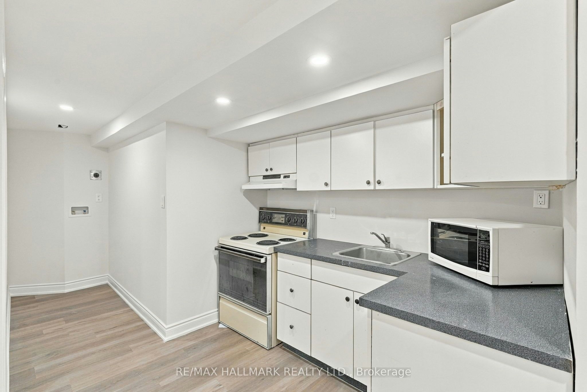 Lower Level-118 Bendamere Crescent, Markham, ON, L3P 6X5 - 7