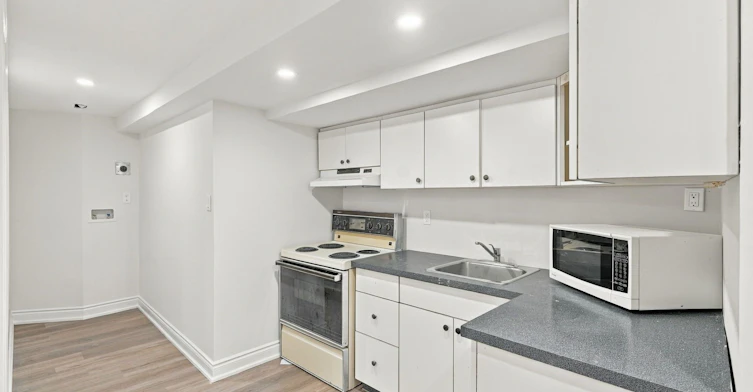 Lower Level-118 Bendamere Crescent, Markham, ON, L3P 6X5 - 7