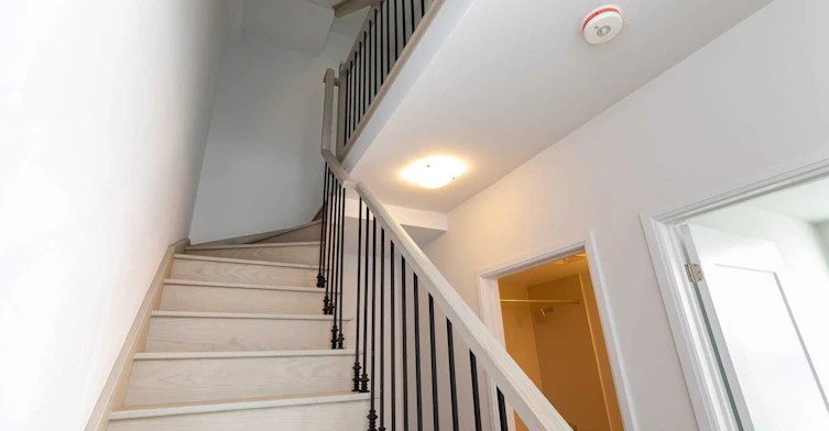 Th 01-1010 Portage Parkway, Vaughan, ON, L4K 0K3 - 13