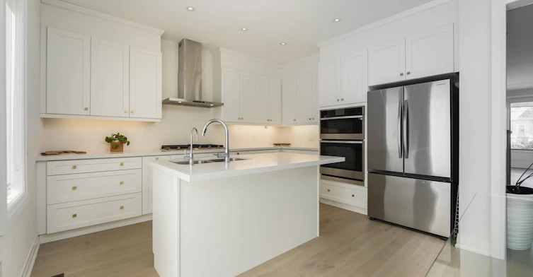 Main Floor-253 Seaview Heights, East Gwillimbury, ON, L9N 0Z1 - 12