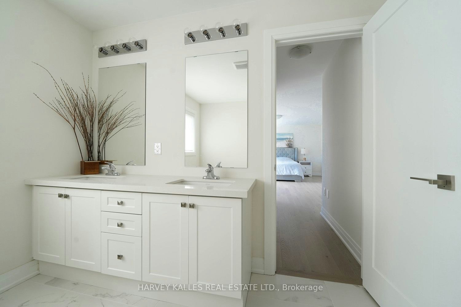 Main Floor-253 Seaview Heights, East Gwillimbury, ON, L9N 0Z1 - 27