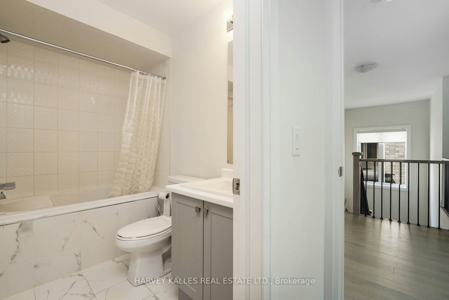 Main Floor-253 Seaview Heights, East Gwillimbury, ON, L9N 0Z1 - 29