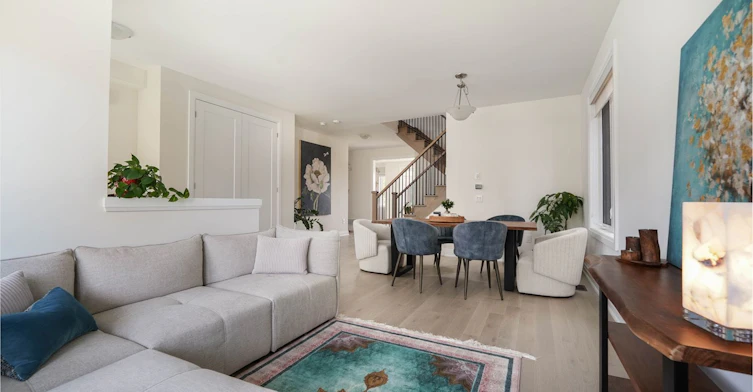 Main Floor-253 Seaview Heights, East Gwillimbury, ON, L9N 0Z1 - 4