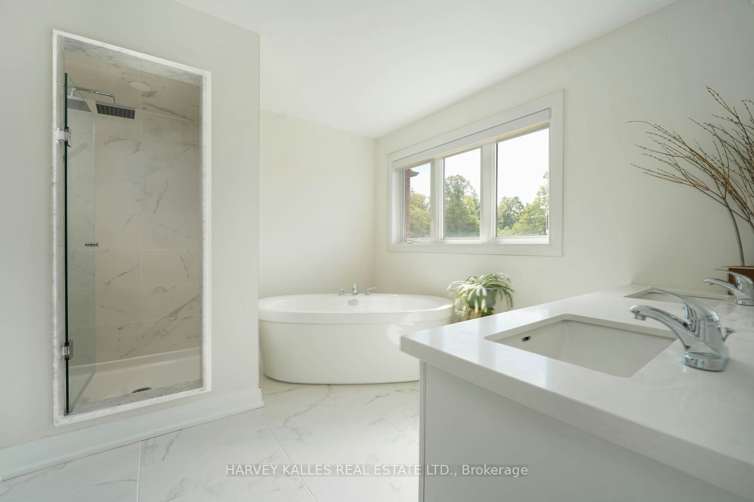 Main Floor-253 Seaview Heights, East Gwillimbury, ON, L9N 0Z1 - 25
