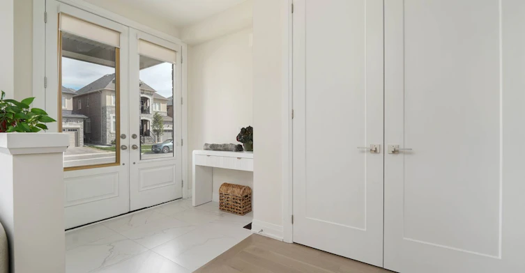 Main Floor-253 Seaview Heights, East Gwillimbury, ON, L9N 0Z1 - 3