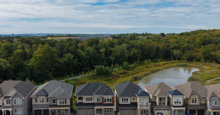 Main Floor-253 Seaview Heights, East Gwillimbury, ON, L9N 0Z1 - 41